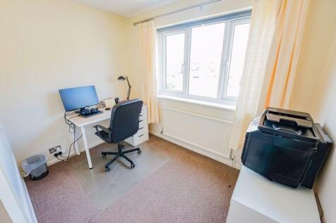 Bedroom 3 of 4