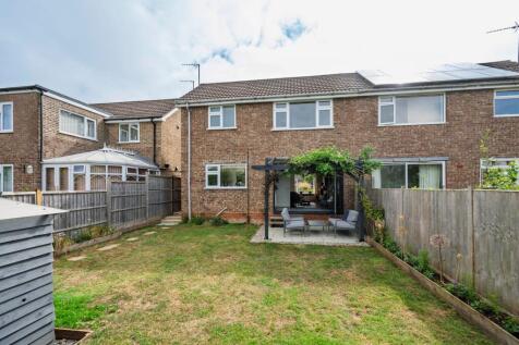 Rear &amp; Garden