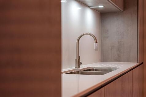 Kitchen Feature