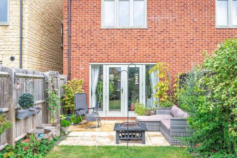 Rear &amp; Garden