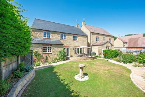 Rear &amp; Garden