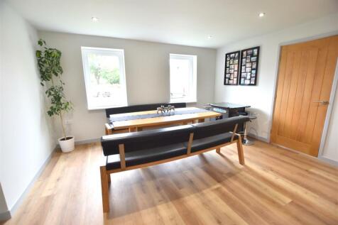 DINING AREA PHOTO