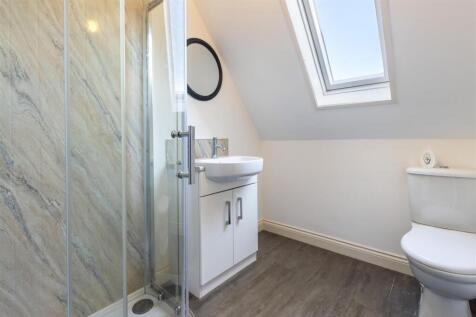 SHOWER ROOM/WC