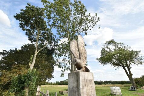 OAK ENTRANCE PILLARS