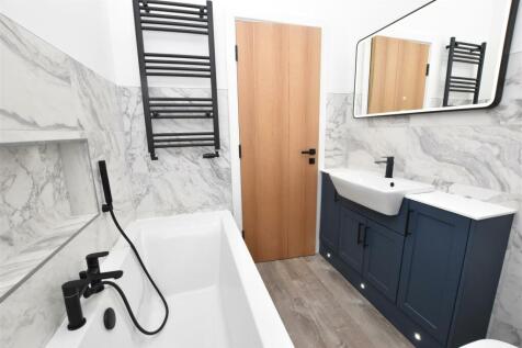 BATHROOM/WC