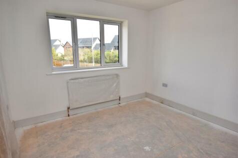BEDROOM 4 (REAR)