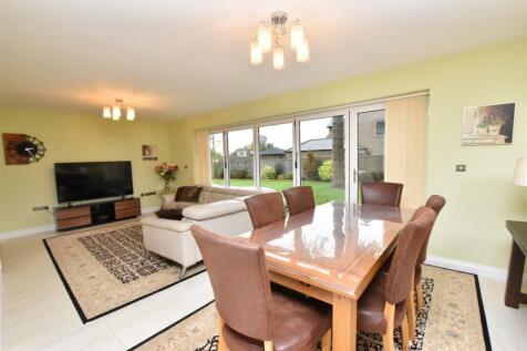 LIVING DINING KITCHEN