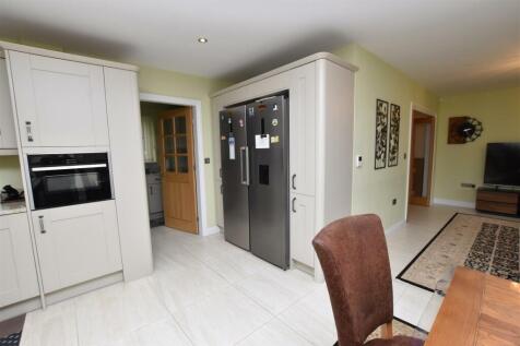 KITCHEN AREA PHOTO