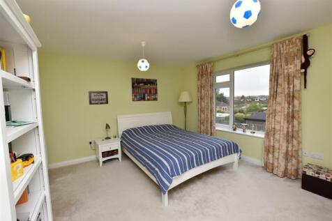 BEDROOM 3 (FRONT)