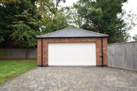 DOUBLE GARAGE