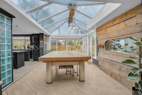 ORANGERY/CONSERVATORY