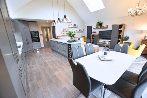 LIVING KITCHEN DINER DAY ROOM