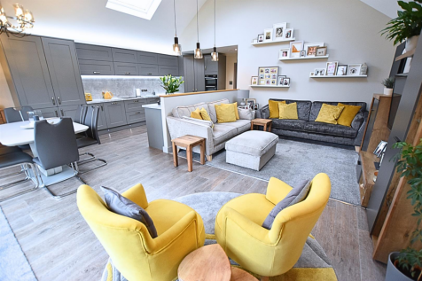 LIVING KITCHEN DINER DAY ROOM