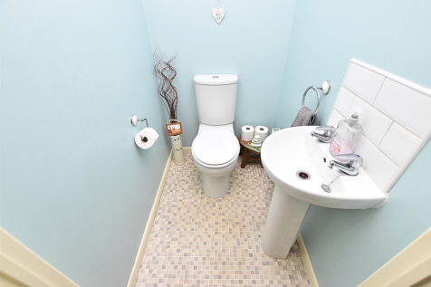 CLOAKROOM/WC