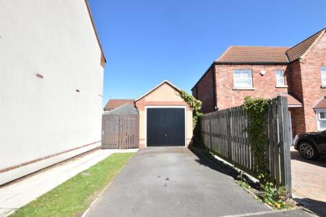 DETACHED GARAGE