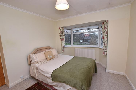 BEDROOM 1 (FRONT)