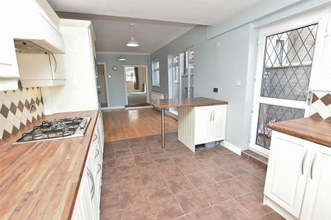 LIVING KITCHEN DINER