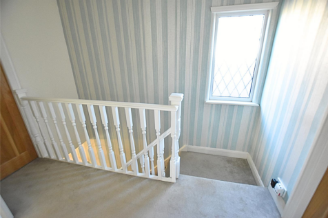 FIRST FLOOR LANDING