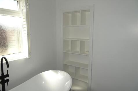 BATHROOM - additional Photograph