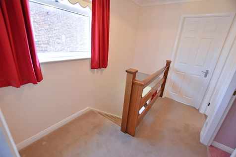 FIRST FLOOR LANDING