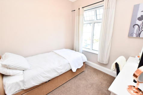 BEDROOM 3 (FRONT)