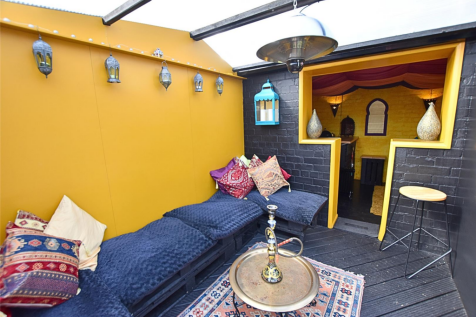 GARDEN ROOM