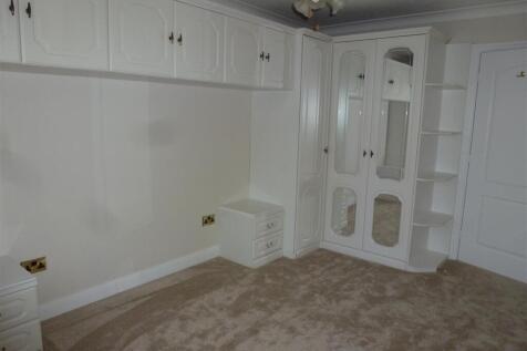 BEDROOM - Additional Picture