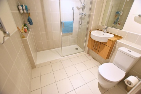 SHOWER ROOM
