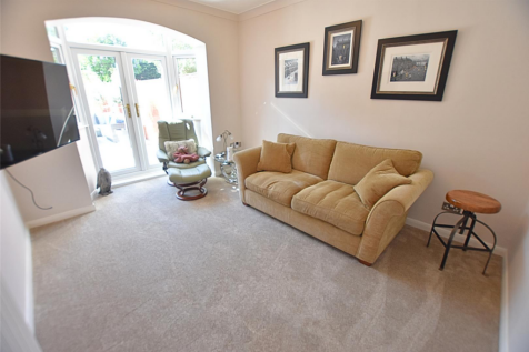 REAR SITTING ROOM