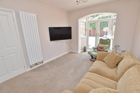 REAR SITTING ROOM