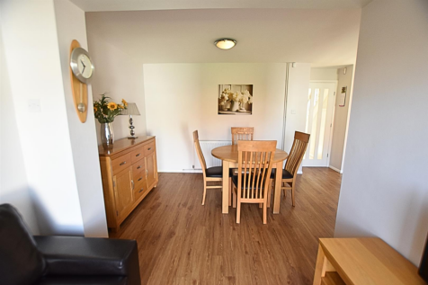 LIVING KITCHEN DINER
