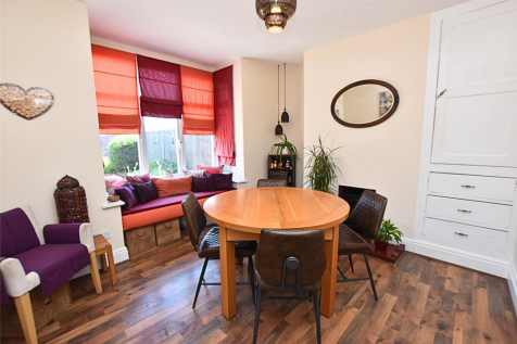 DINING ROOM (REAR)