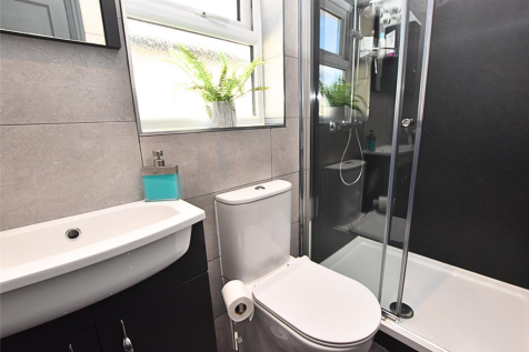 SHOWER ROOM/WC
