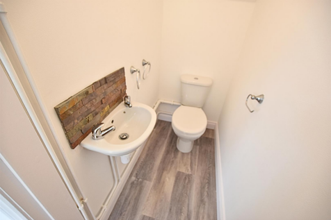 CLOAKROOM/WC