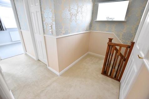 FIRST FLOOR LANDING