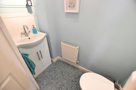 CLOAKROOM/WC