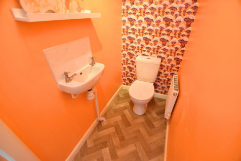 CLOAKROOM/WC