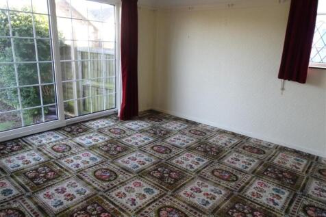 BEDROOM/ADDITIONAL SITTING ROOM