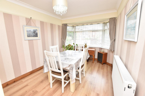 DINING ROOM/BEDROOM 2 (FRONT)