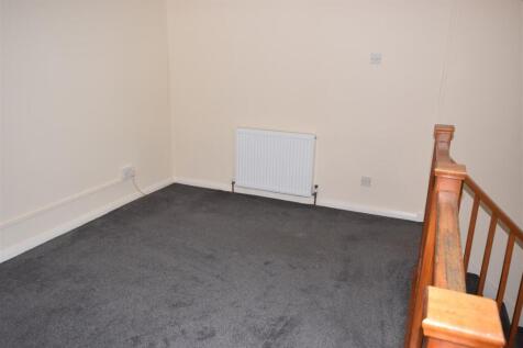 MEZZANINE BEDROOM