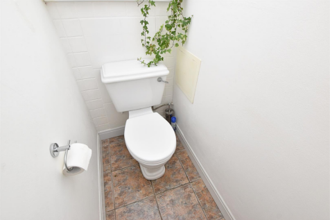 CLOAKROOMW/C
