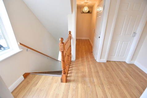FIRST FLOOR LANDING