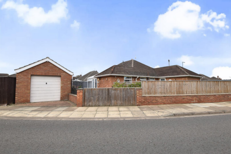 DETACHED GARAGE