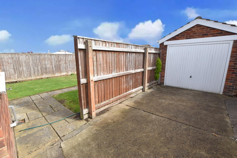 DETACHED GARAGE
