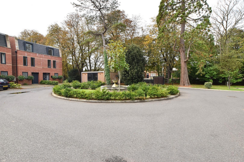 COMMUNAL GARDENS