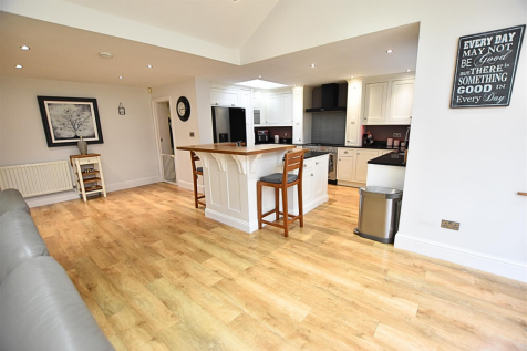 LIVING DINING KITCHEN