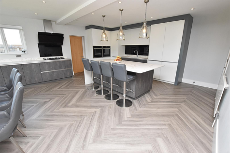 LIVING KITCHEN DINER