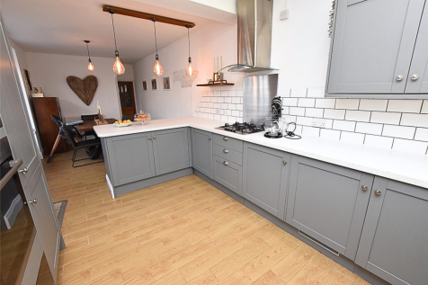 LIVING KITCHEN DINER