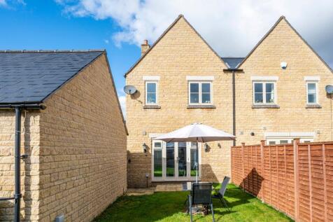Rear &amp; Garden