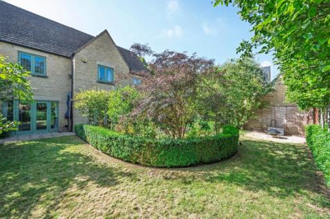 Rear &amp; Garden